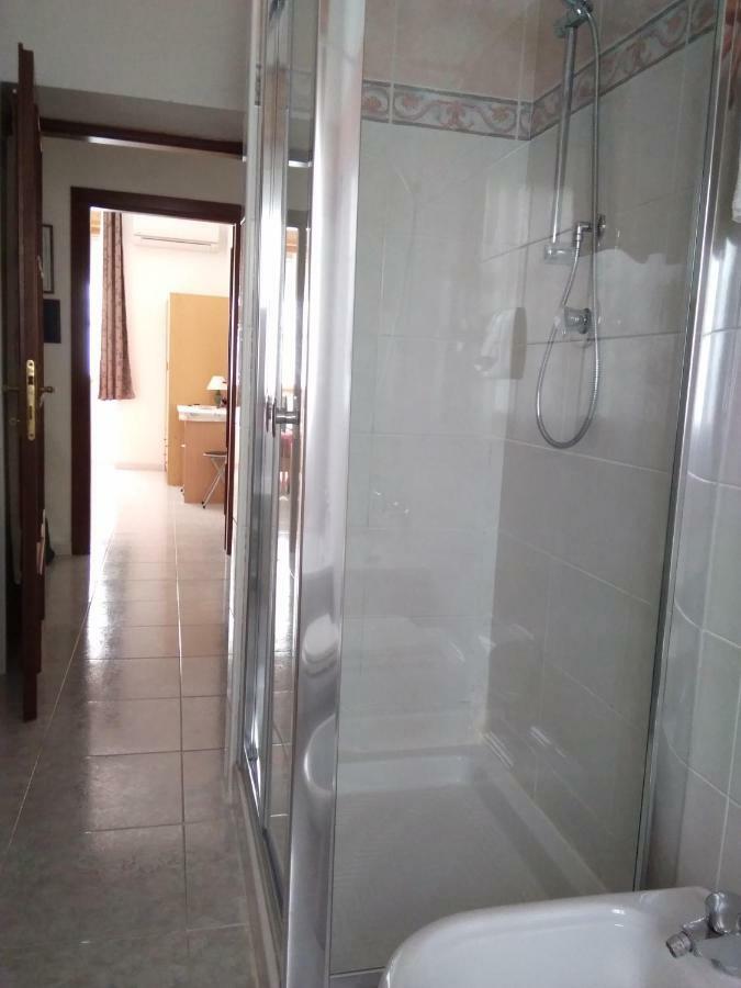 Bed And Breakfast Hibiscus Alghero Exterior photo
